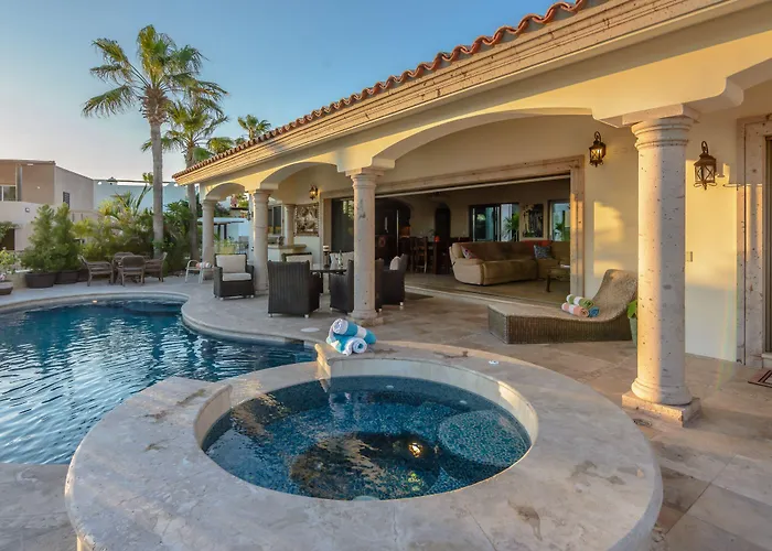Cabo Hacienda W/ Private Pool & Rooftop Terrace! Holiday home Cabo San Lucas
