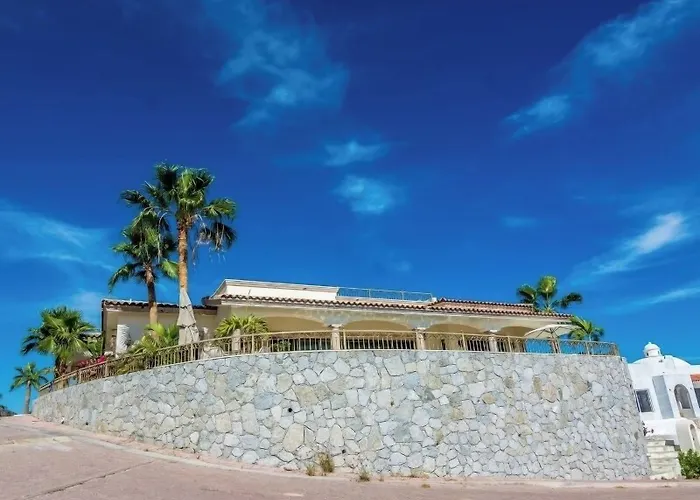 Cabo Hacienda W/ Private Pool & Rooftop Terrace! Сasa de vacaciones