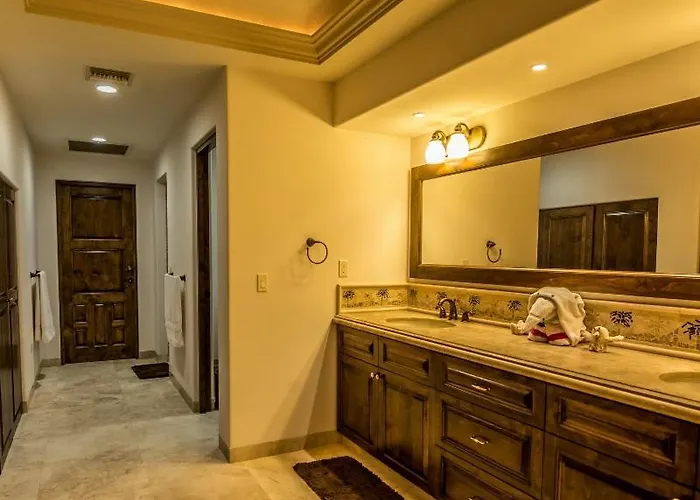 Cabo Hacienda W/ Private Pool & Rooftop Terrace! * Cabo San Lucas