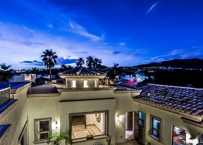 Сasa de vacaciones Cabo Hacienda W/ Private Pool & Rooftop Terrace! *