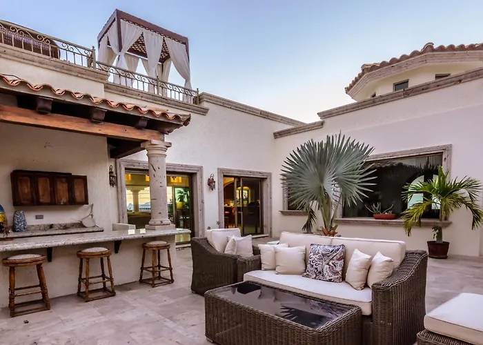 Cabo Hacienda W/ Private Pool & Rooftop Terrace! Сasa de vacaciones