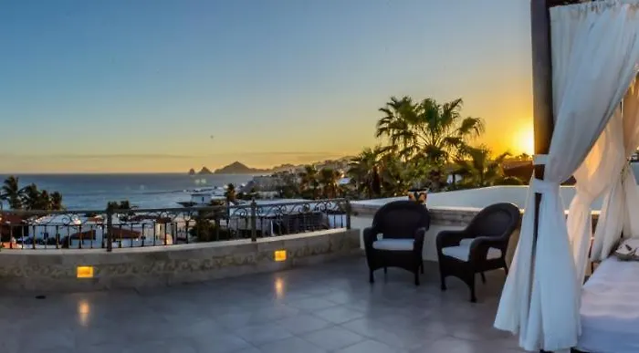 Cabo Hacienda W/ Private Pool & Rooftop Terrace! Сasa de vacaciones *
